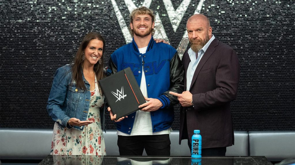 Logan Paul Signs WWE Deal